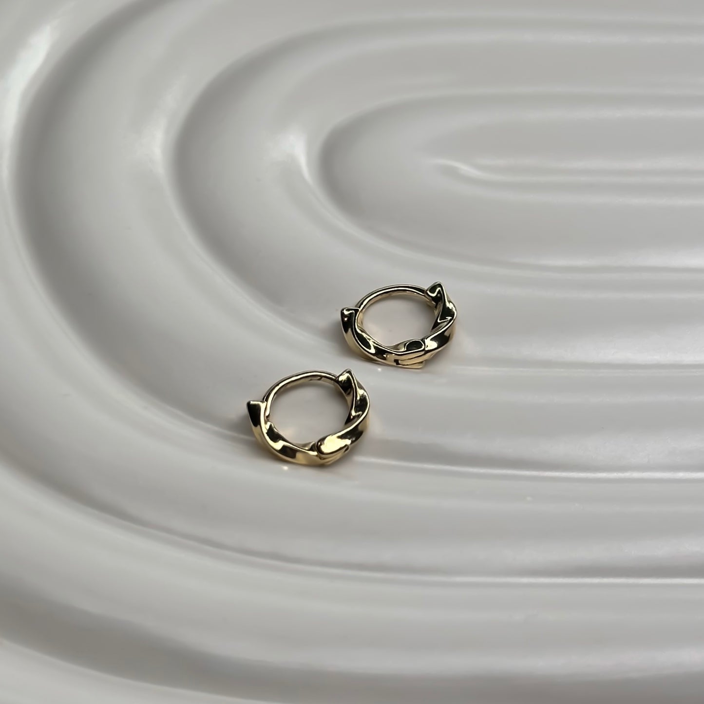 Ear Piercing MINI SWIRL