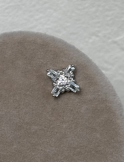 Piercing SNOWFLAKE