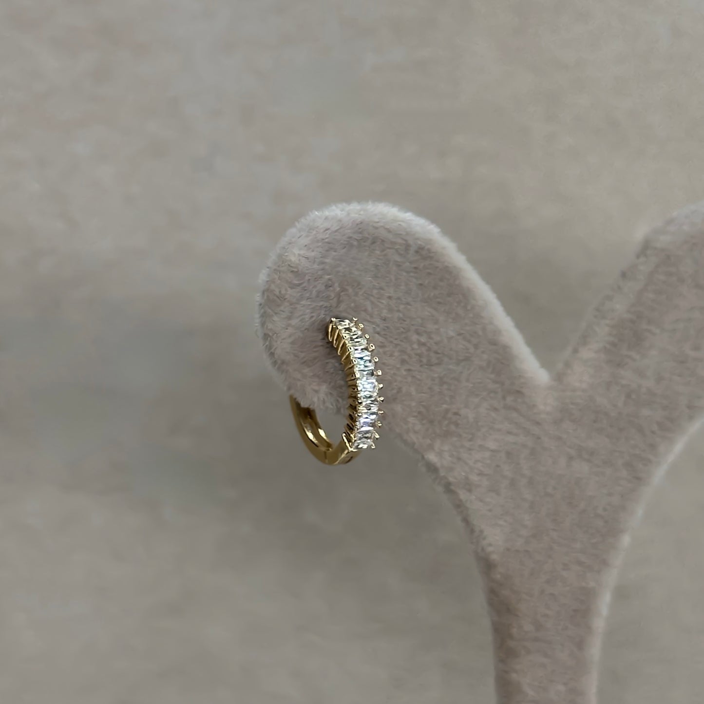 Ear Piercing IVY SHINE